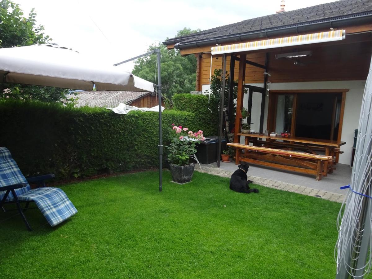 la grange à Caroline Ayent Exterior foto